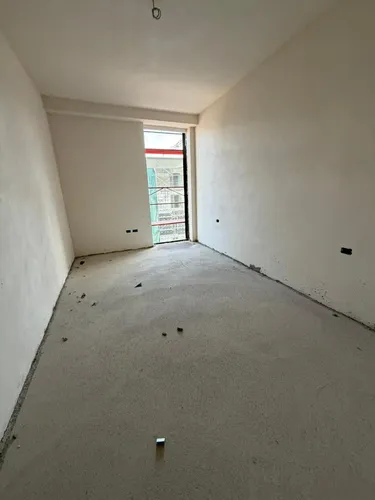 Foto von Wohnung zum verkauf Ish Parku Autobuzave, Rruga Javer Malo, Tiranë