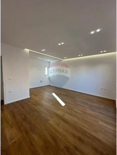 Foto di Appartamento in vendita Rruga Haxhi Hysen Dalliu, Tiranë