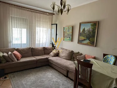 Foto di Appartamento in affitto Fresk, Tiranë