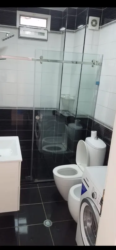 Фото Квартира на продажу Laprakë, Tiranë