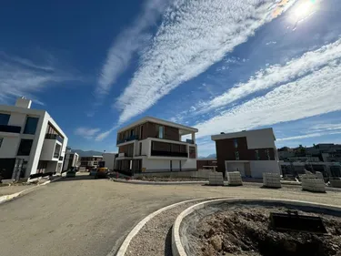 Foto di Appartamento in vendita Rruga Haxhi Dushku, Tiranë
