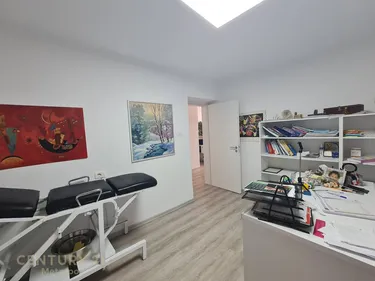 Фото commercial на продажу Rruga Myslym Shyri, Tiranë