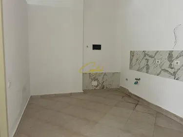 Фото store на продажу Astir, Tiranë
