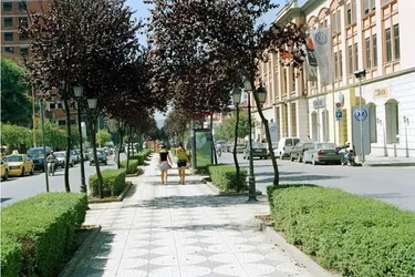Foto av Lägenhet till salu 21 Dhjetori, Rruga e Kavajës, Tiranë