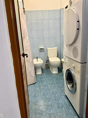 Foto av Lägenhet till salu Kombinat, Tiranë
