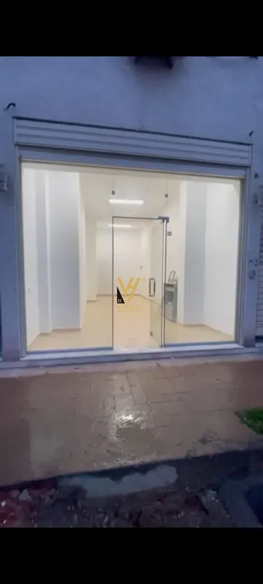 Foto av shop till salu Yzberisht, Tiranë