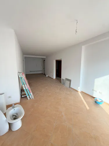 Фото Квартира на продажу Komuna e Parisit, Mbikalimi i Komunës së Parisit, Tiranë