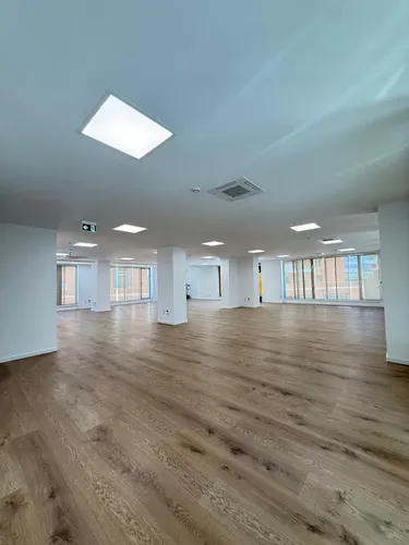 Zdjęcie office do wynajęcia Kompleksi Delijorgji, Rruga e Kavajës, Tiranë