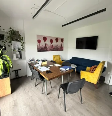 Zdjęcie office do wynajęcia Parku Olimpik, Tiranë