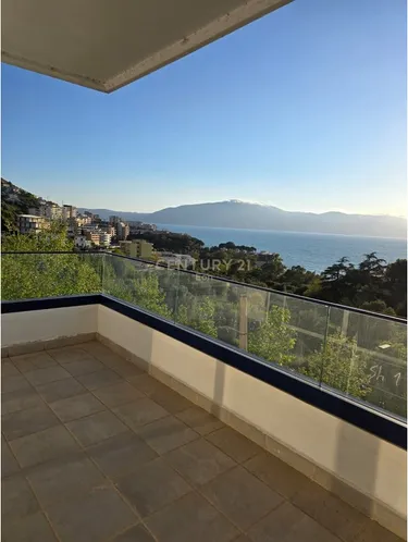 Фото Квартира на продажу Qendër, Vlorë