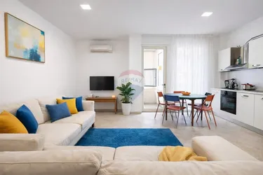 Фото Квартира на продажу Pranë Nobis, Rruga Marko Boçari, Tiranë