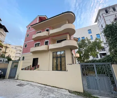 Фото vila на продажу Liqeni i Thatë, Tiranë