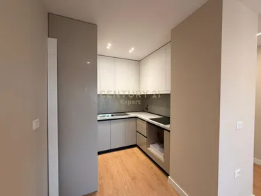 Фото Квартира на продажу Pallati i Uslugës, Rruga Asim Vokshi, Tiranë