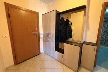 Foto av Lägenhet till salu Tregu Çam, Tiranë