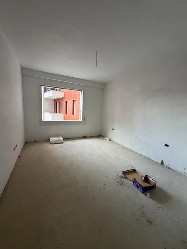 Foto av Lägenhet till salu Paskuqan, Space City, Tiranë