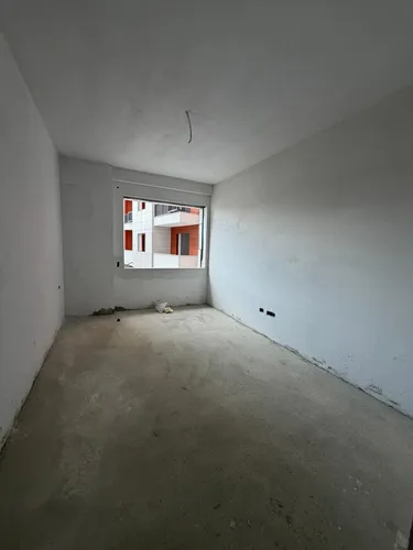 Foto av Lägenhet till salu Paskuqan, Space City, Tiranë