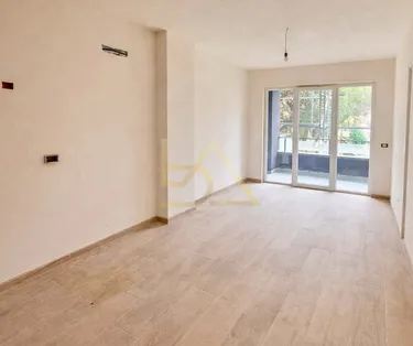 Фото Квартира на продажу Golem, Kavajë