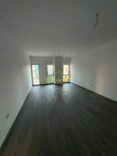 Фото store в аренду Zogu i Zi, Tiranë
