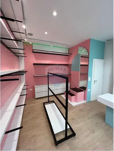 Zdjęcie shop na sprzedaż Linzë, Fresk, Tiranë