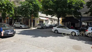 Foto e Ambient biznesi në shitje Sotir Noka, Rruga Bashkimi, Durrës