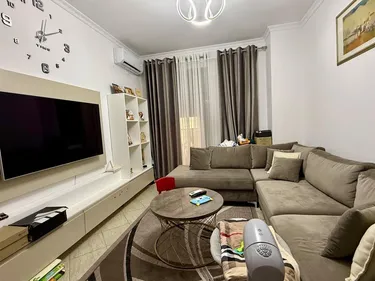 Photo of Apartment for sale Kombinat, Tiranë
