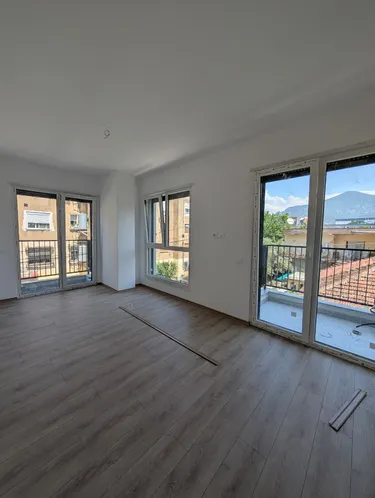 Foto von Wohnung zum verkauf Rruga Ali Demi, Tiranë