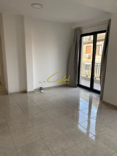 Foto av office till uthyrning Rruga Tefta Tashko Koço, Tiranë