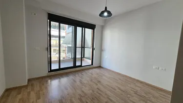 Фото Квартира на продажу Kompleksi Delijorgji, Tiranë