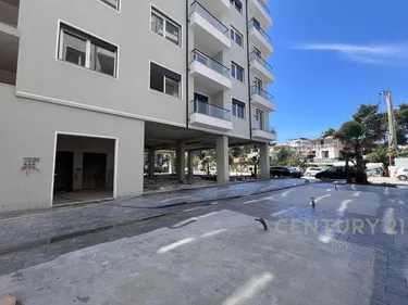 Фото commercial на продажу Golem, Durrës