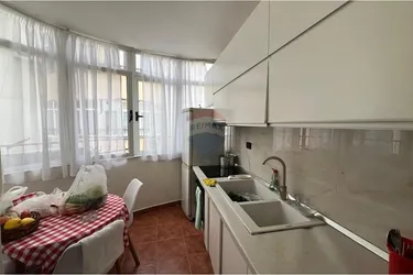 Foto av Lägenhet till salu Komuna e Parisit, Tiranë