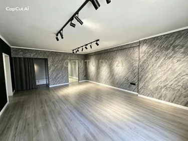 Zdjęcie office na sprzedaż Pazari i Ri, Tiranë
