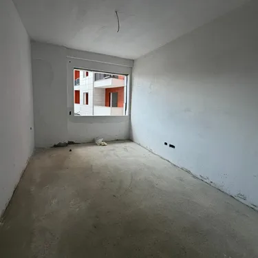 Foto di Appartamento in vendita Paskuqan, Tiranë