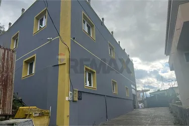 Foto von commercial zum verkauf Prush, Rruga Skender Dede, Tiranë