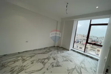 Foto e Apartment në shitje Qendër Qyteti, Rruga e Kavajës, Tiranë