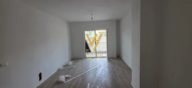 Zdjęcie Mieszkanie na sprzedaż Laprake, Tiranë