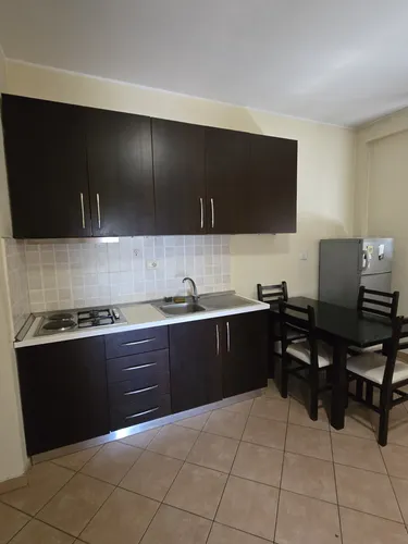 Foto di Appartamento in vendita Ish Parku, Rruga e Kavajës, Tiranë