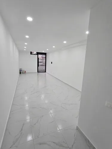 Фото shop на продажу Komuna e Parisit, Rruga Komuna e Parisit, Tiranë