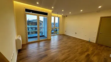 Foto av store till uthyrning Rruga Jordan Misja, Tiranë