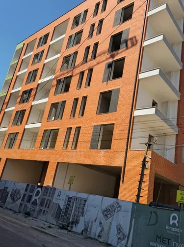 Zdjęcie Mieszkanie na sprzedaż Paskuqan, Tiranë