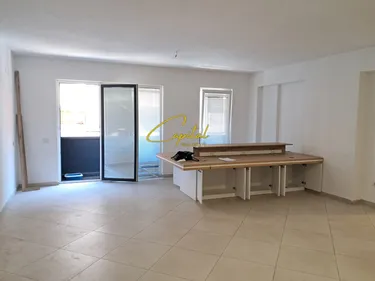 Фото office в аренду Rruga Mine Peza, Tiranë