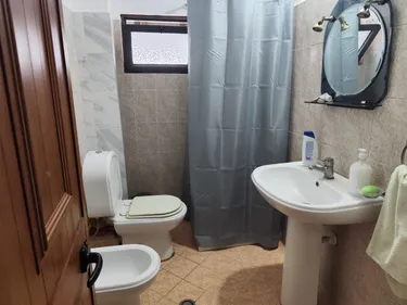 Фото Квартира на продажу Shkolla e Bashkuar, Tiranë