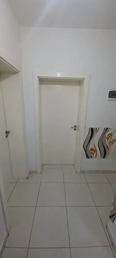 Foto di Appartamento in affitto Xhamllik, Tiranë
