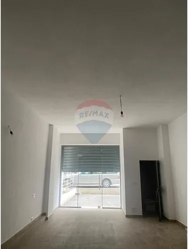 Фото shop на продажу Pallati me Shigjeta, Tiranë
