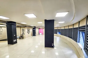 Фото commercial в аренду Rruga e Dibrës, Tiranë