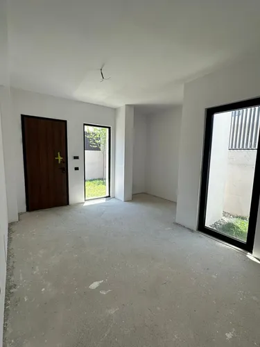 Foto e Apartment në shitje Liqeni i Thate, Rruga Liqeni i Thate, Tiranë