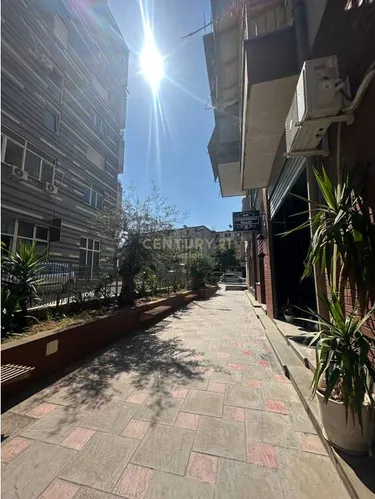 Foto av Lägenhet till salu Porcelan, Tiranë
