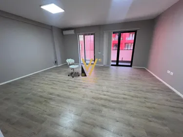 Foto av office till uthyrning Rruga e Dibrës, Tiranë