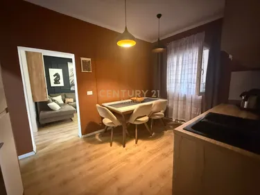 Foto di Appartamento in affitto Materniteti i Ri, Tiranë