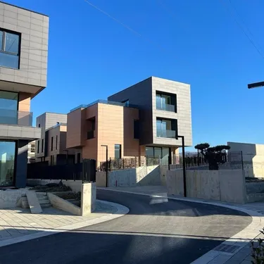Zdjęcie vila na sprzedaż Rruga Haxhi Dushku, Tiranë
