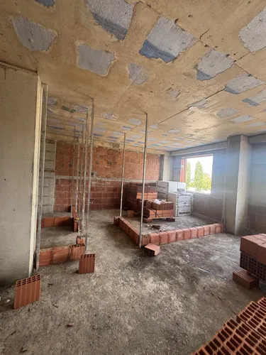 Zdjęcie Mieszkanie na sprzedaż Paskuqan, Tiranë